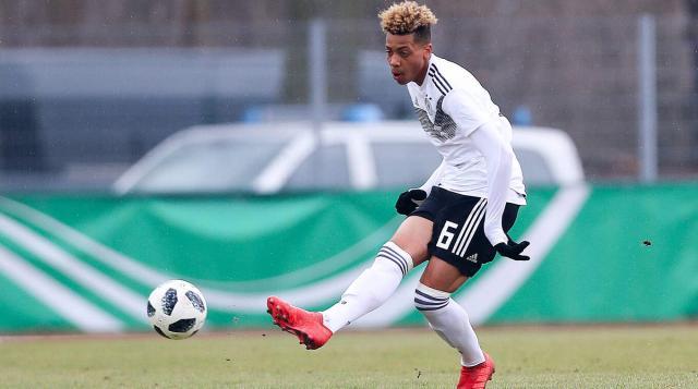 MK体育app-像哥哥那样改投德国队,但小恩梅沙的前路不会平坦