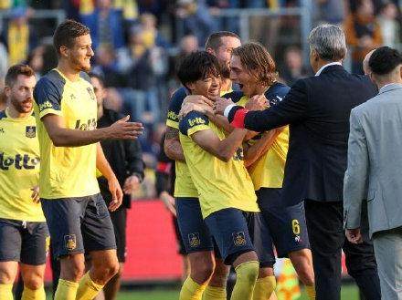 MK体育网页版-新球王来袭?日本24岁国脚比甲替补戴帽+带队逆转